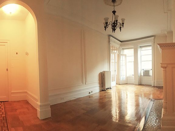 2nd image of 315 W 88th St APT 5