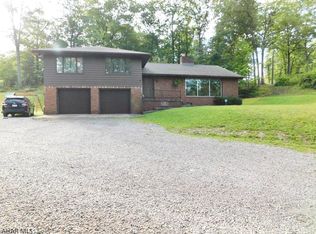 16 Catskill Ln, Altoona, PA 16601