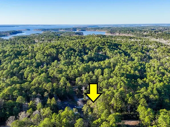 32 Spruce Ln, Brookeland, TX 75931