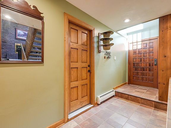 5th image of 179 Kenbrook Dr