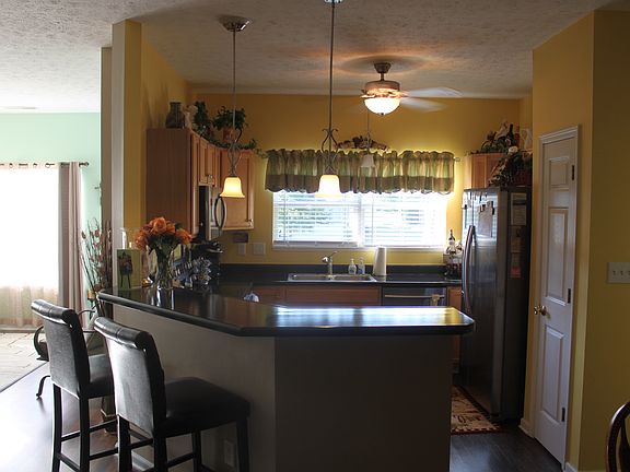 Kitchen/Breakfast Bar Aera