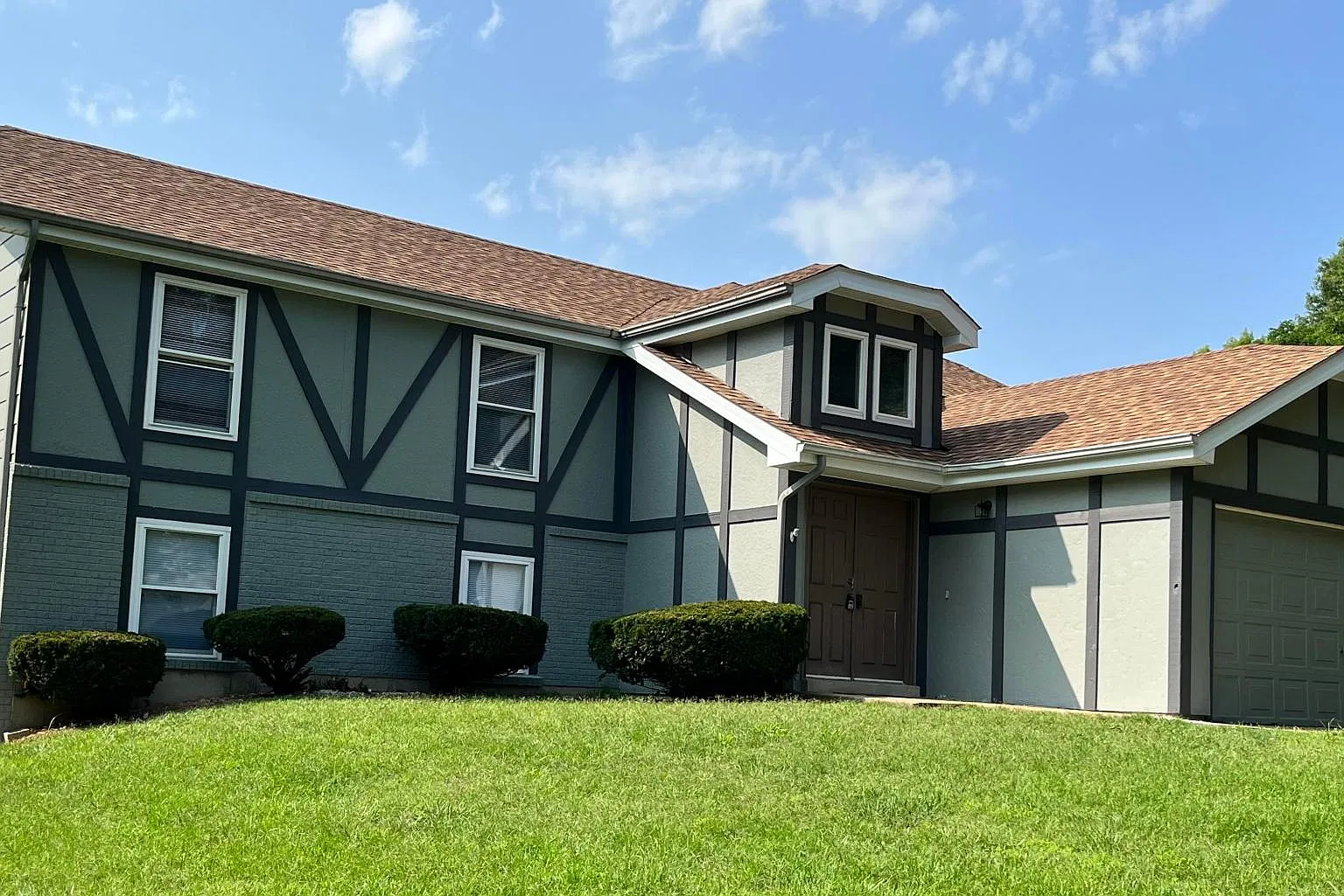 5 bed, 2063 sqft, $2,495 — Photo 1