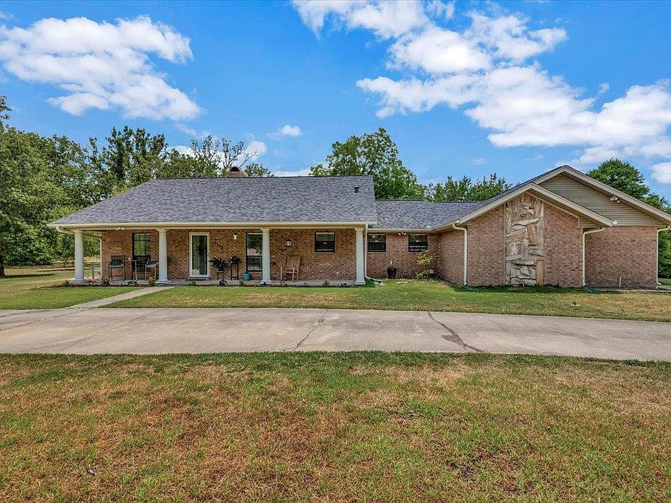 1st image of 2104 E Lufkin Ave