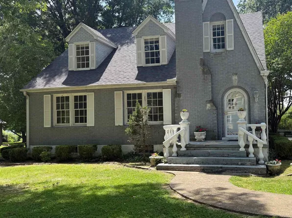582 N 4th Ave, Piggott, AR 72454