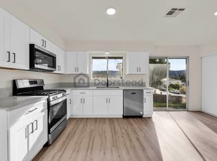 416 Ellis St, Lake Elsinore, CA 92530