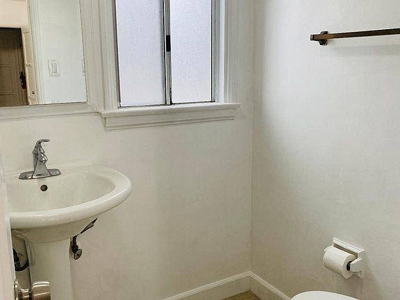 5th image of 53 Argonne Ave #4