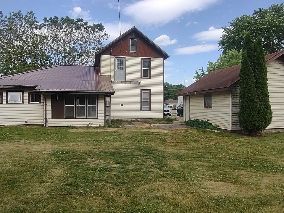 108 N Main St, Tampico, IL 61283 Zillow