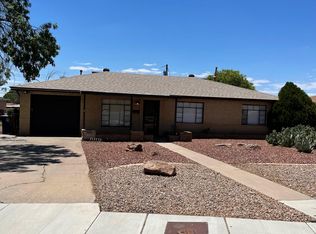 1939 Vermont St NE, Albuquerque, NM 87110