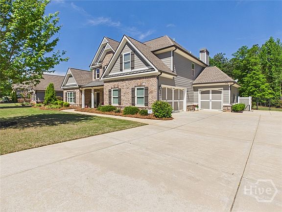 3rd image of 4080 Brookhaven Drive