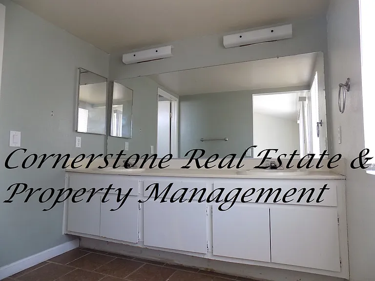 23925 Copper Hill Pl — Photo 12