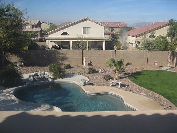 2nd image of 456 E Lakeview Dr