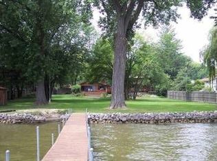 38175 N Bolton Pl, Antioch, IL 60002