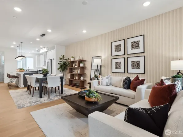 12237 137th Place NE #2804, Redmond, WA 98052