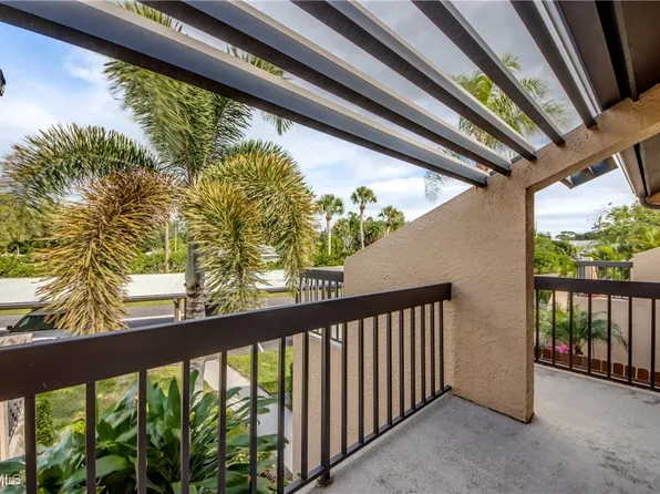 15456 Admiralty Cir APT 10, North Fort Myers, FL 33917