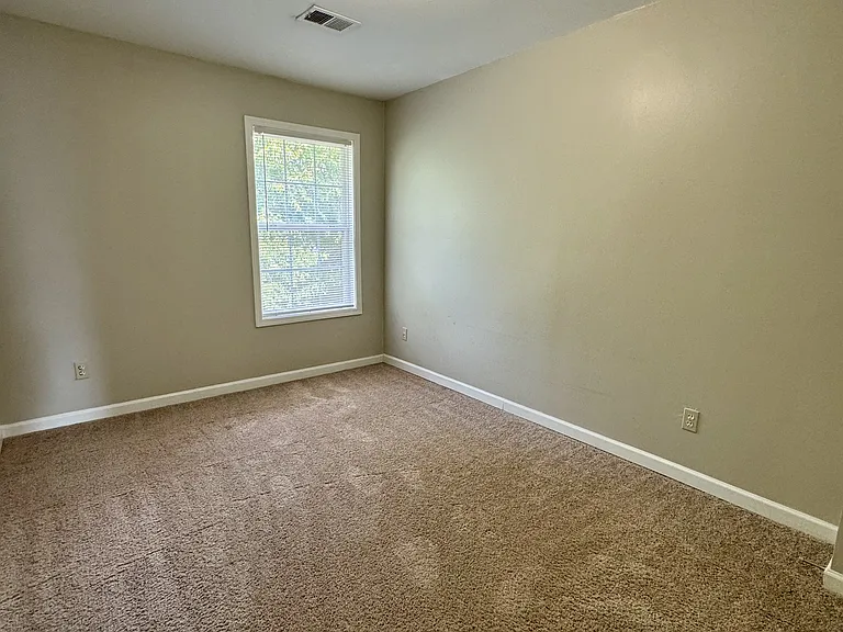 1071 Primrose View Cir — Photo 7