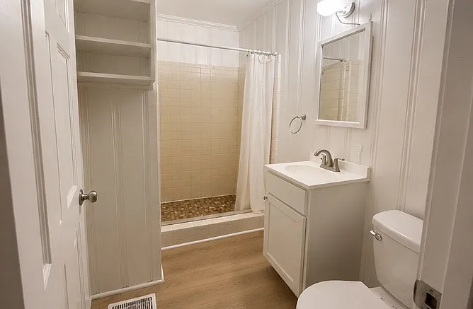 Briarwood Cir NW — Photo 2