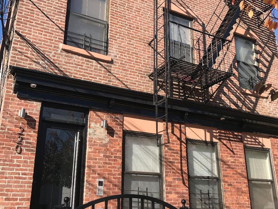 1st image of 220 Targee St #1BD