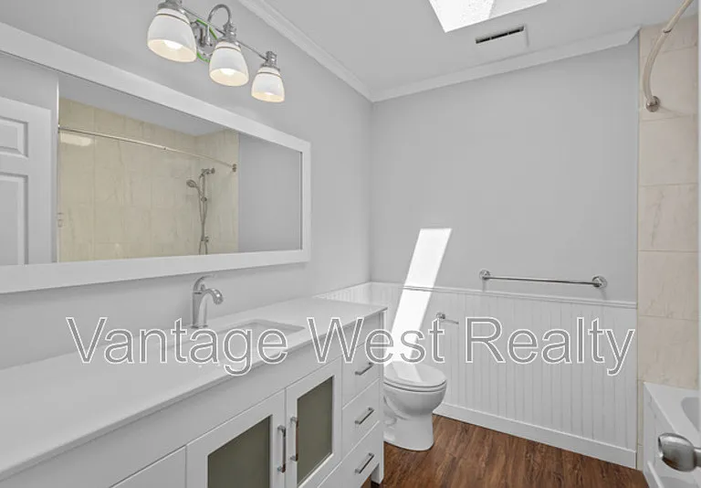 1930 Golfview Rd — Photo 8