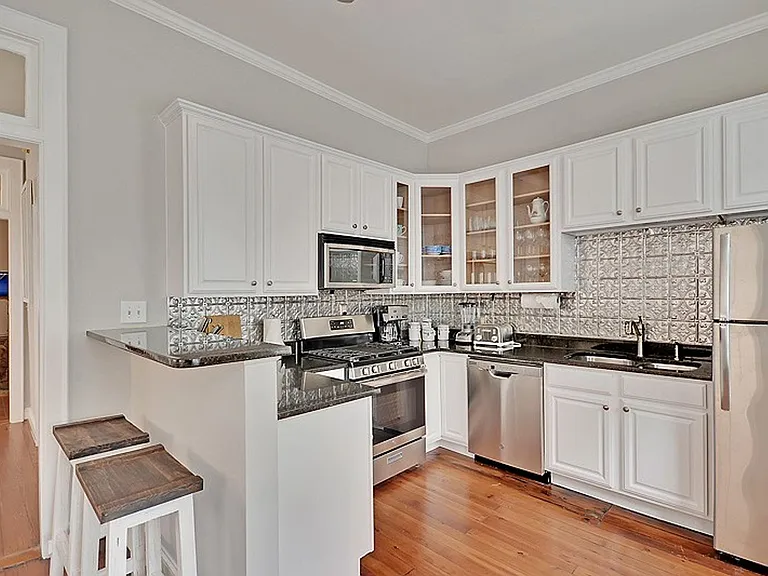 236 Rutledge Ave — Photo 10