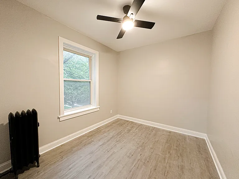 4043 W Argyle St #2 — Photo 9