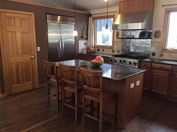 Gourmet Kitchen