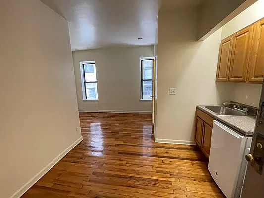 Rented by Best Apartments North Inc | media 9