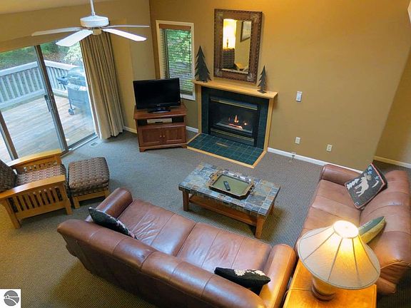 2nd image of 7401 Mountainside Dr