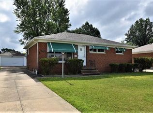 5521 Alexander Rd, Parma, OH 44130