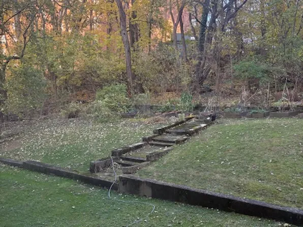 735 Kappock Street image 11 of 13