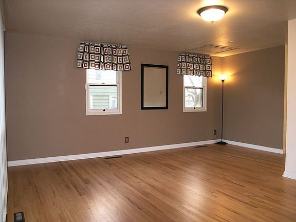 Living and Dining Area 