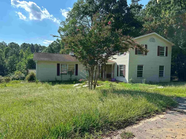 204 Carson Dr, Cowpens, SC 29330