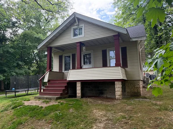 36 Evergreen Ave, Poughkeepsie, NY 12601