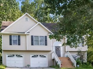 44 Willow Bend Dr, Cartersville, GA 30121