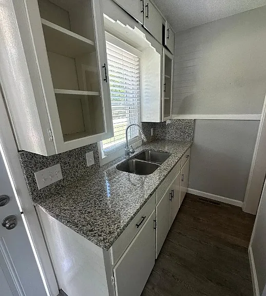 1014 N Illinois St #4 — Photo 3