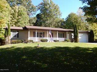 421 Meadow Ln, Hastings, MI