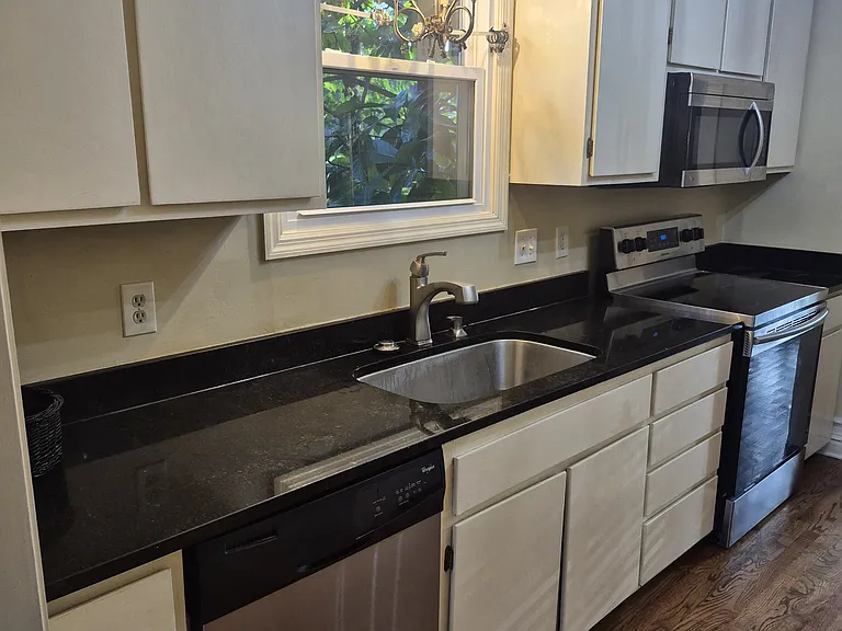 3418 Belmont Blvd — Photo 7