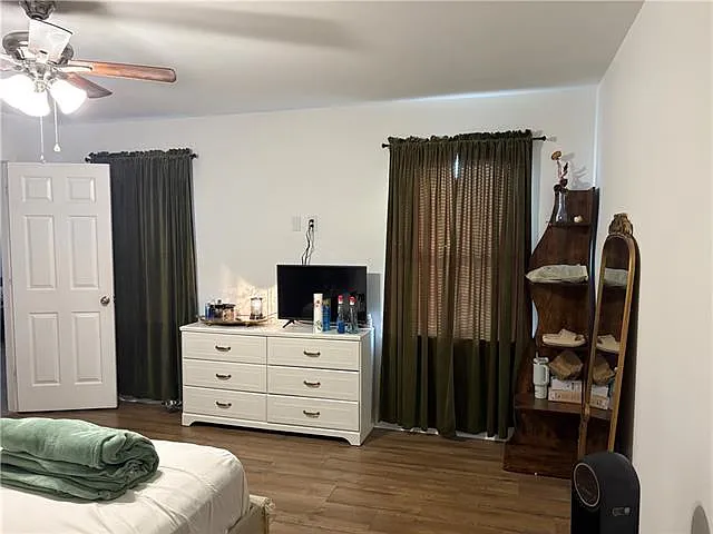 700 Lakeview Ln — Photo 17