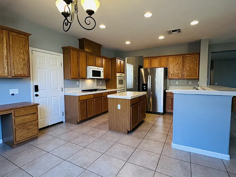 7826 Lahontan Ct — Photo 7