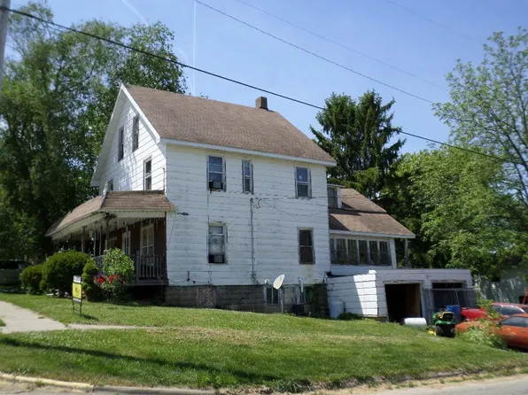 203 George St, Kendall, WI 54638
