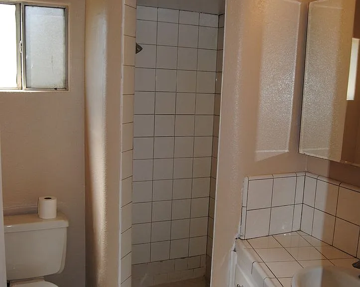 8817 Butternut Ave — Photo 13