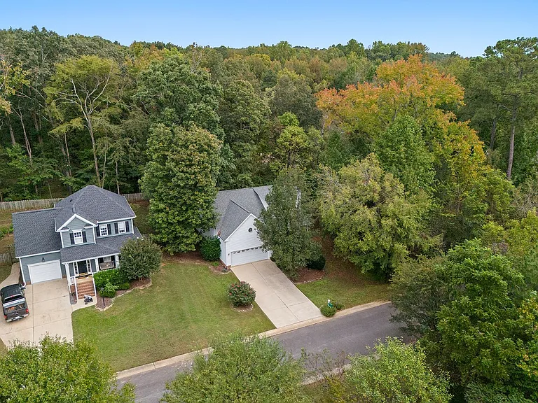 35 Cynthia Ln — Photo 38