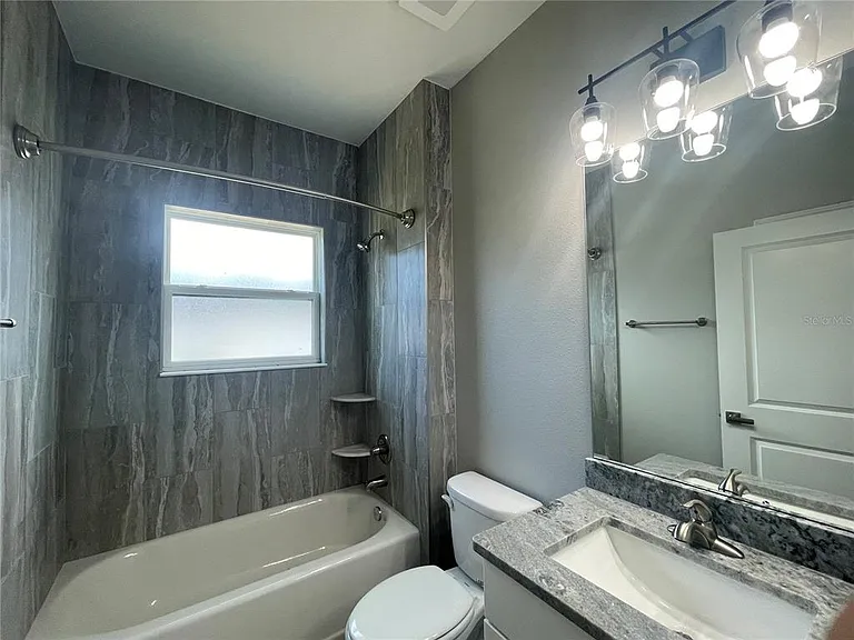 7345 SE 26th Dr — Photo 17