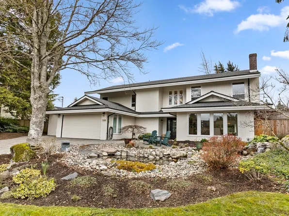 1086 Pacific Ct, Delta, BC V4M 3S3