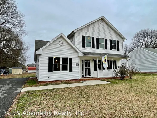 701 Dendron St, Hopewell, VA 23860