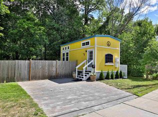 80 Pleasant St, Ludlow, VT 05149