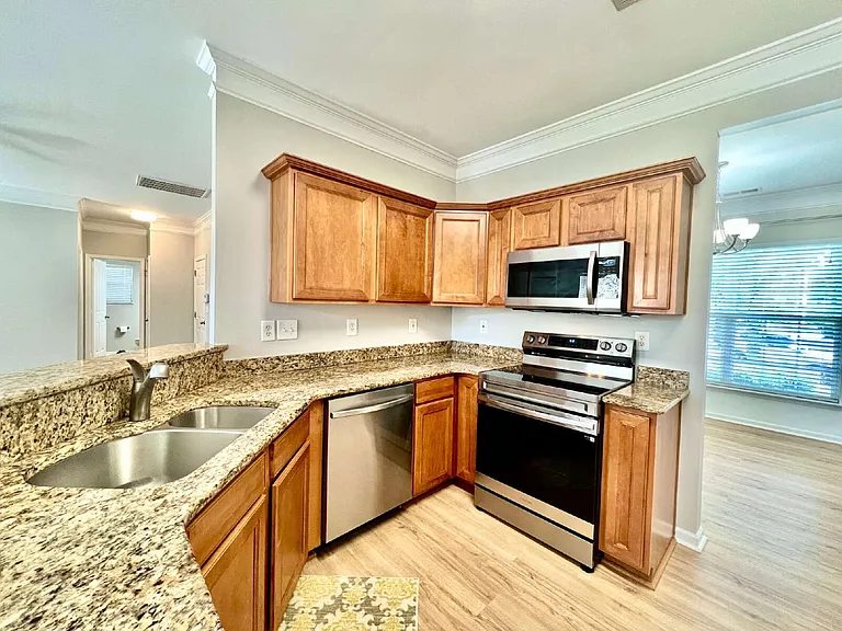16310 Raptor Ct — Photo 8
