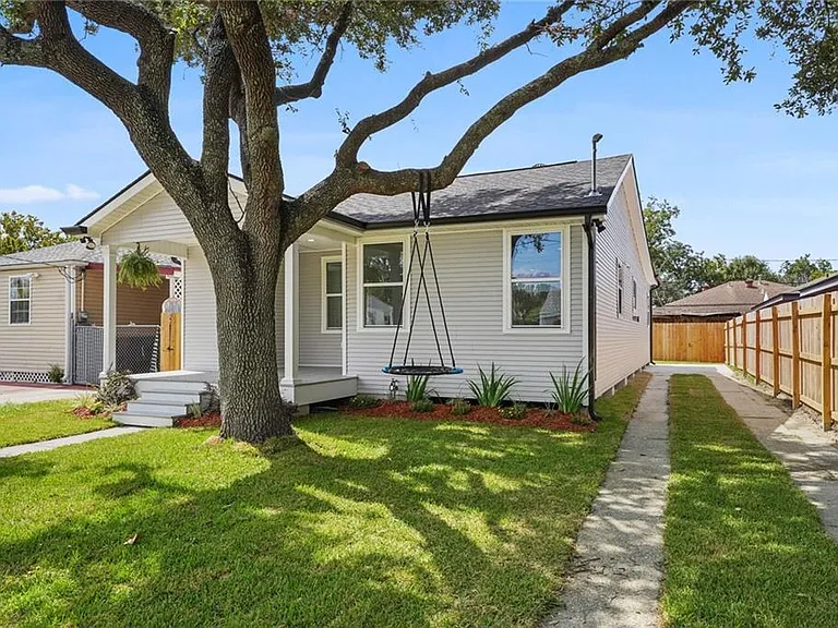 43 Labarre Pl — Photo 18