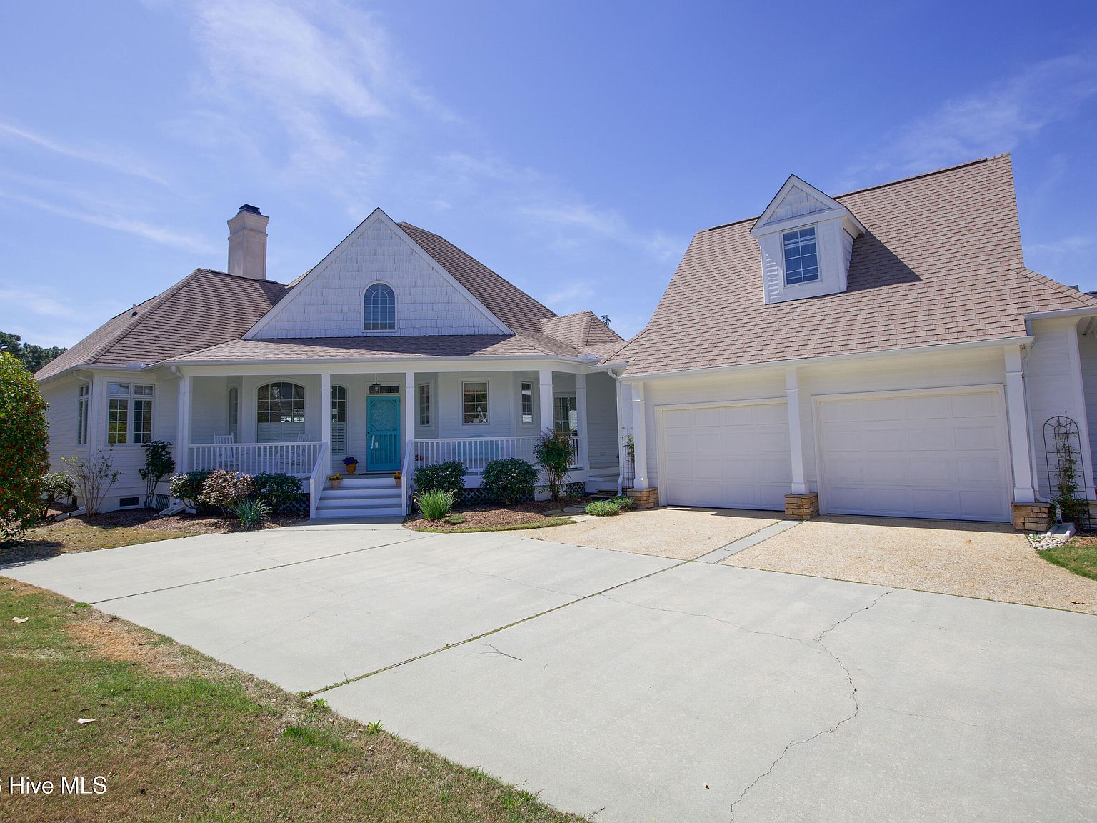 332 Magnolia Circle