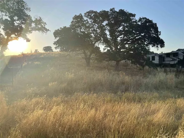7749 Jenny Lind Rd, Valley Springs, CA 95252