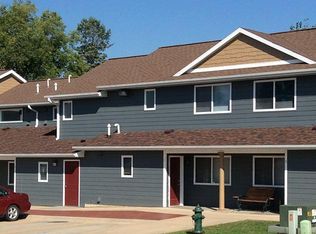 2701 12th Ave SW #UG3ZYUGXK, Cedar Rapids, IA 52404